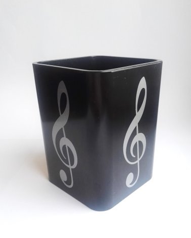 Pojemnik na przybory do pisania